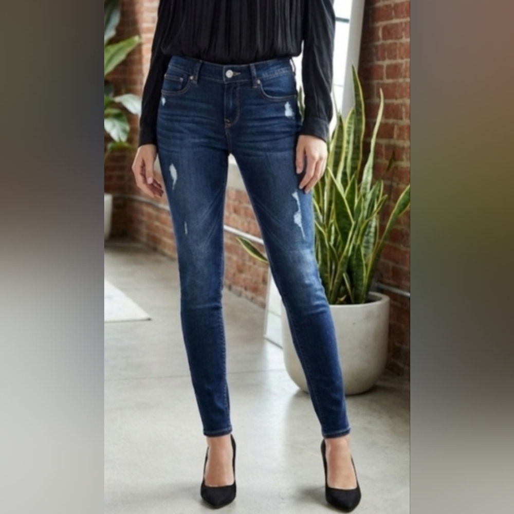 Express Mid Rise Jean Leggings Distressed Dark Wash 2R Stretchy Casual Skinny